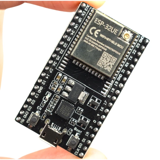 Mikrokontroler ESP32 ESP-WROOM-32UE złącze U.FL IP (1)