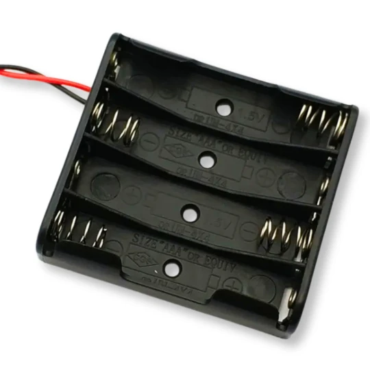 Koszyk na baterie akumulatorki 4x AAA R3 6V ze spr (1)