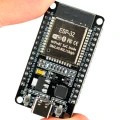 Zdjęcie produktu Mikrokontroler ESP-WROOM32 ESP32 USB-C CP2102 WiFi BT ESP-32 4MB do Arduino (1)